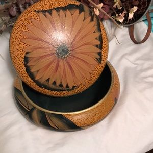 Ceramic dish with lid